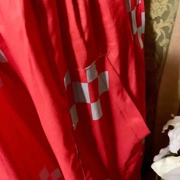 Miss Look Red & Grey Geometric Pattern Maxi Dress Size XL - Picture 2 of 4